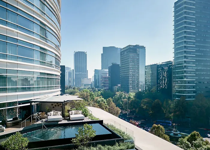 The St. Regis 5*