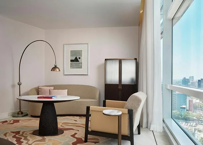 The St. Regis 5*