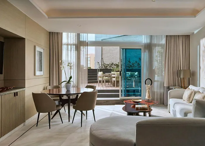 Hotel The St. Regis 5*